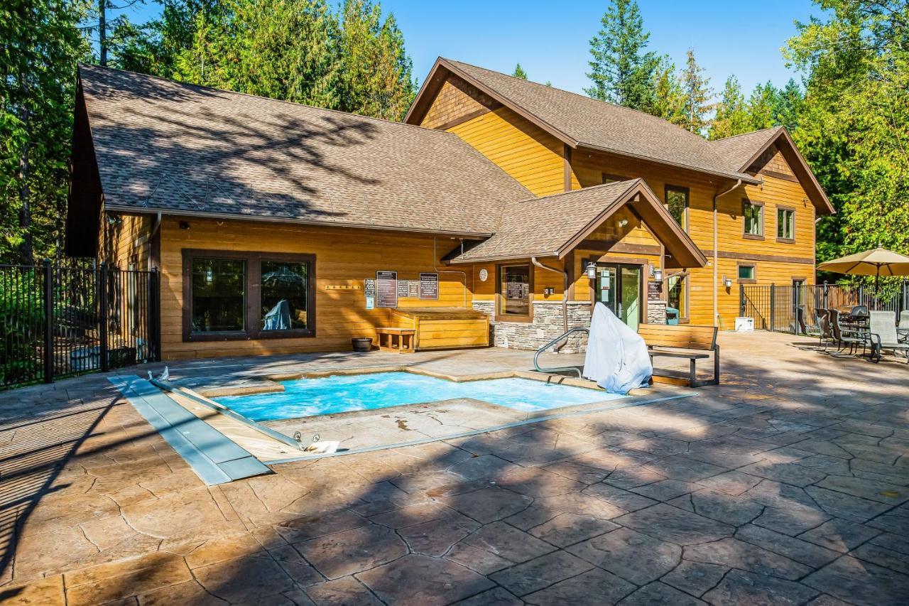 Wooded Dreams Apartment Whitefish Bagian luar foto